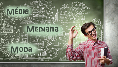 Mão escreve em quadro-negro: “Enem Matemática”.