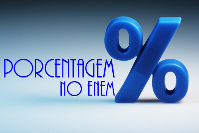 Mão escreve em quadro-negro: “Enem Matemática”.