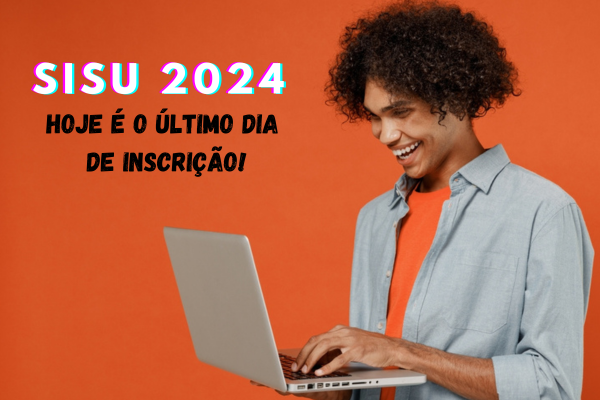 Estudante utilizando computador, texto Calculadora de notas para o SiSU